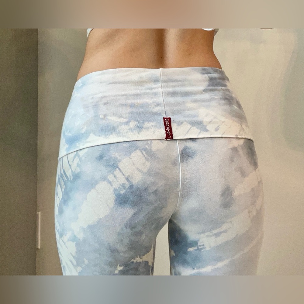 Mannequin size:
      Bust  : 32.5 
      Waist : 25.2
      Hip    : 34.5
